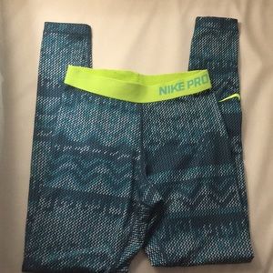 Nike Pants - sale❤️❤️ NIKE PRO. ❤️❤️ Nike Pants - sale❤️❤️ NIKE PRO. ❤️❤️